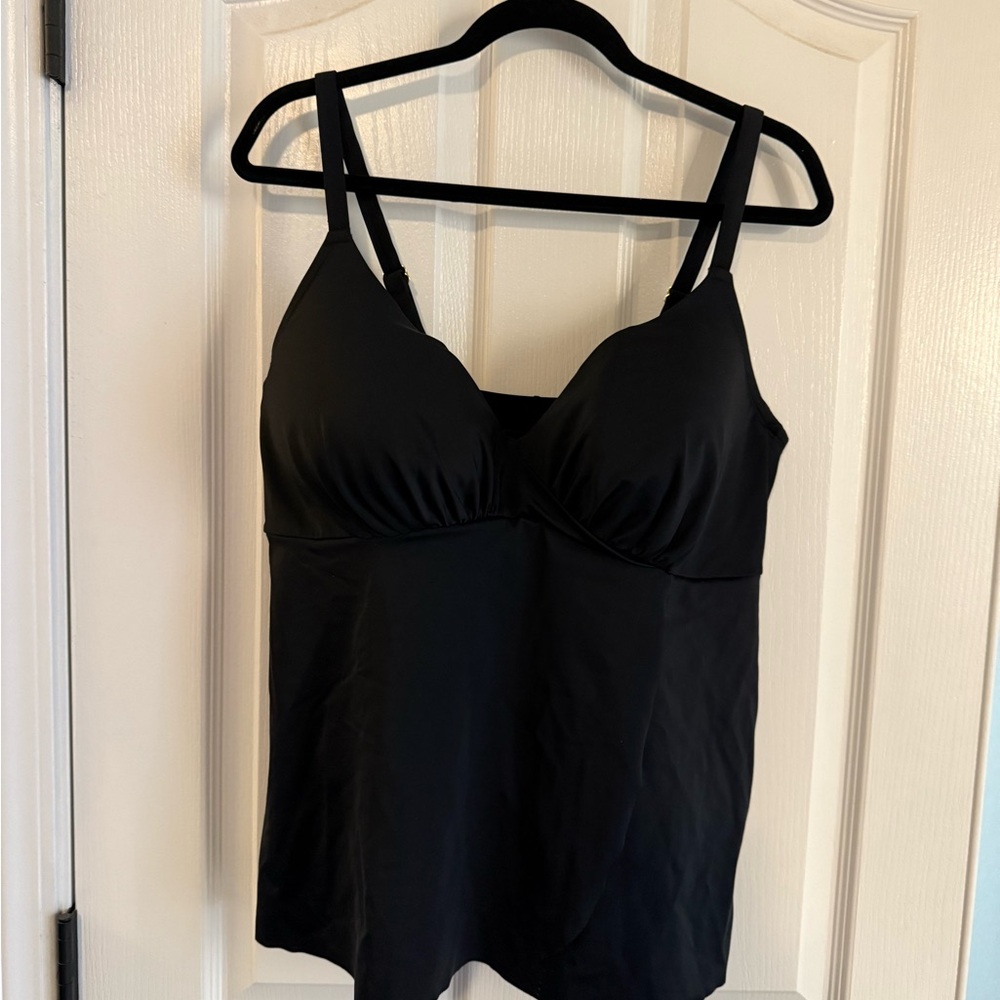 Swimsuits for All Black Tankini top. Size 38F
